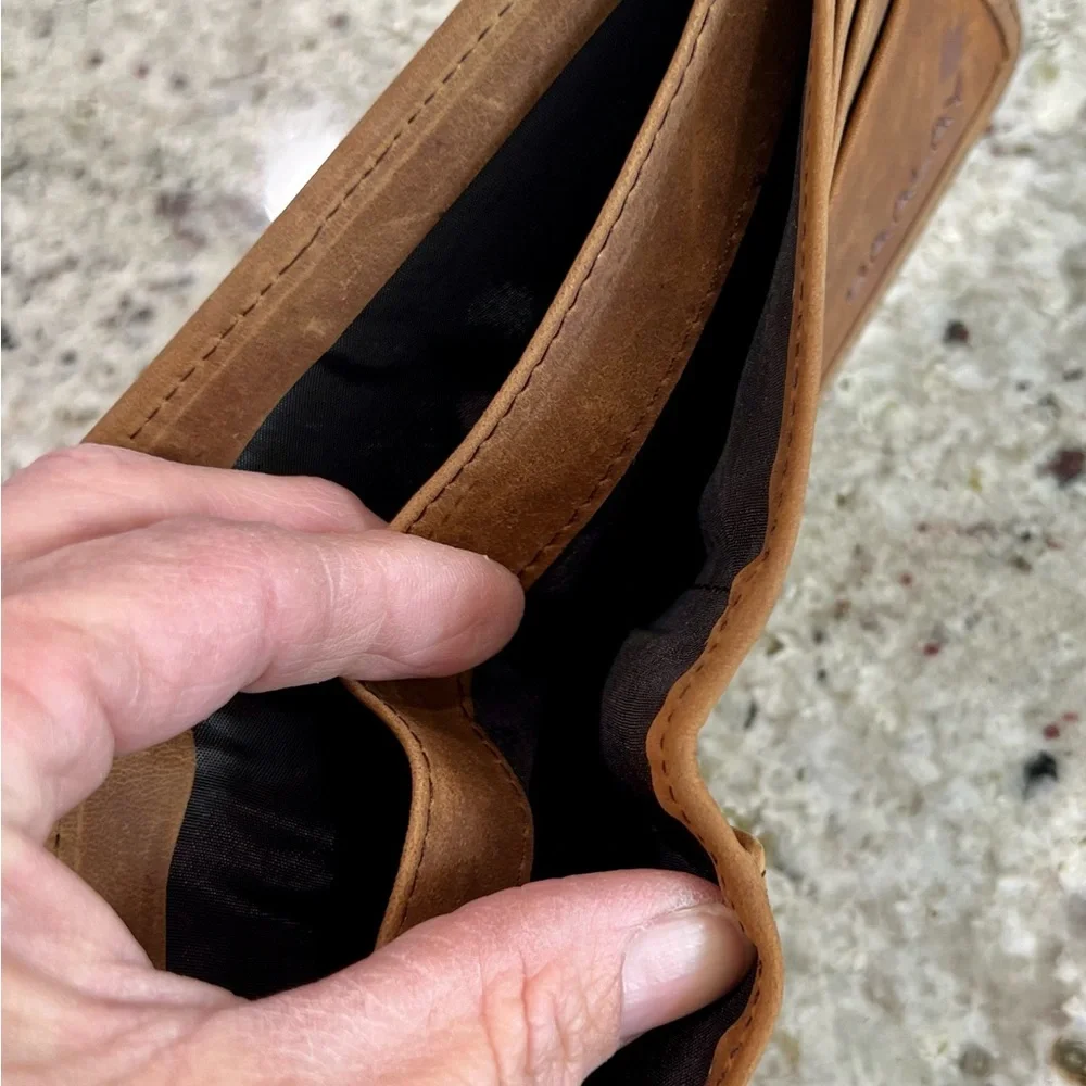 NEW Men's Western Fur on Cowhide Bi-Fold Wallet